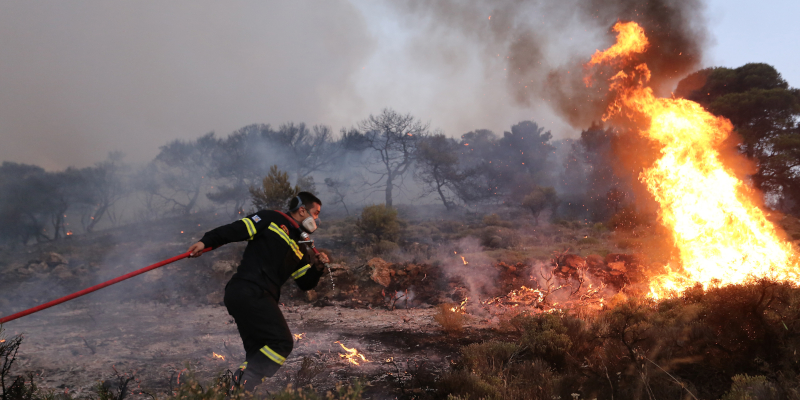 Κίνδυνος πυρκαγιάς: Υψηλός σε Αττική, Βοιωτία, Εύβοια και Πελοπόννησο για την Τετάρτη