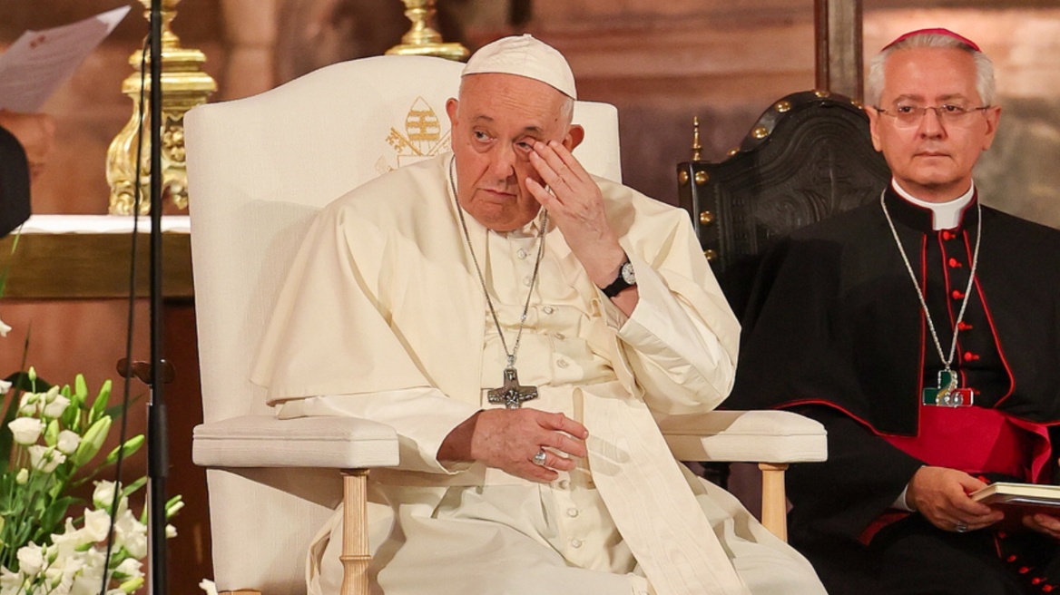 Ο πάπας Φραγκίσκος κάνει λόγο για έναν “τρομερό παγκόσμιο πόλεμο” στο περιβάλλον, αναγγέλλει την έκδοση μια νέας παπικής εγκυκλίου