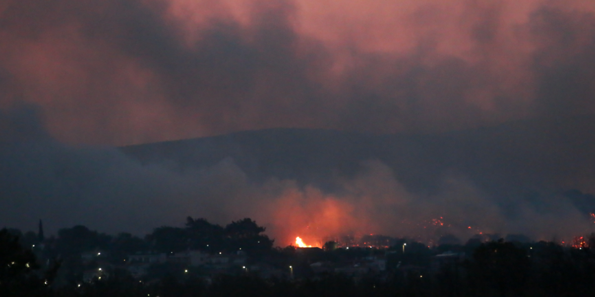 Αλεξανδρούπολη: Για τρίτη μέρα καίει η φωτιά – Εκκενώσεις οικισμών – Επτά πυροσβέστες στο νοσοκομείο