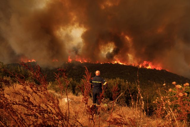Έβρος: Συνεχίζεται η μάχη με τις φλόγες – Κυβερνητικό κλιμάκιο θα επισκεφθεί τις πληγείσες περιοχές