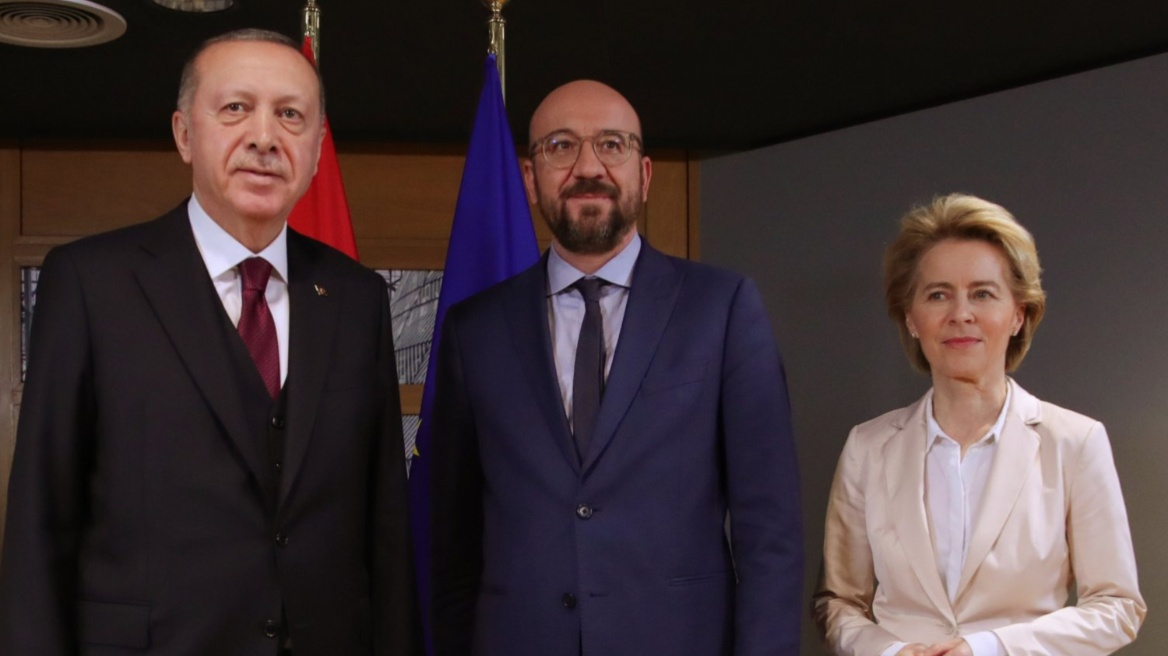Η Τουρκία συνεχίζει σε πορεία «δημοκρατικής οπισθοδρόμησης», τονίζει η ετήσια έκθεση προόδου της Ευρωπαϊκής Επιτροπής