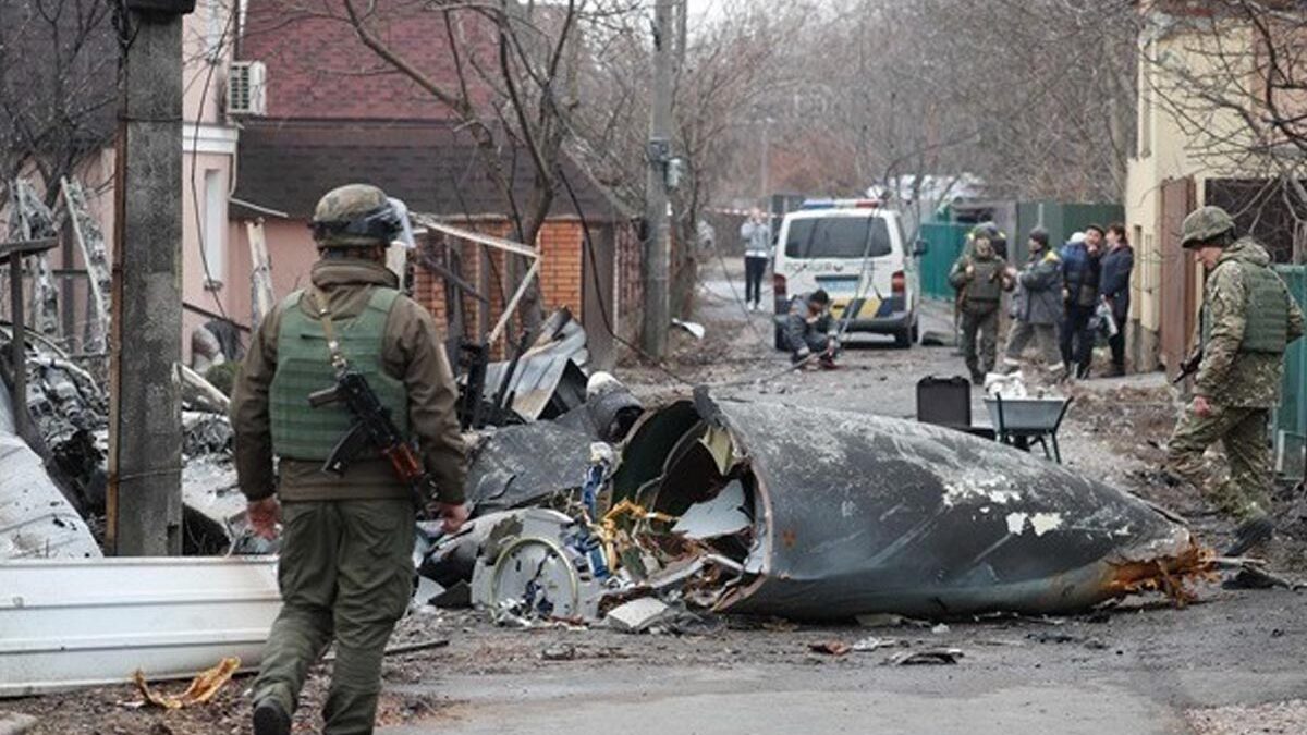 Ουκρανία: Η στρατιωτική υπηρεσία πληροφοριών ανακοίνωσε ότι κατέστρεψε ρωσικό ρυμουλκό ανοικτά της Κριμαίας