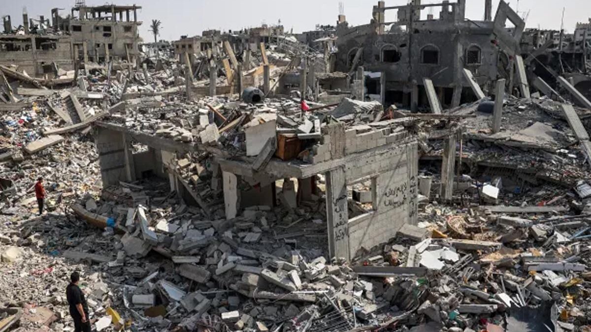 Ισραηλινά άρματα μάχης σφυροκοπούν συνοικίες της Γάζας – 4 νεκροί σε νέο βομβαρδισμό εναντίον σχολείου