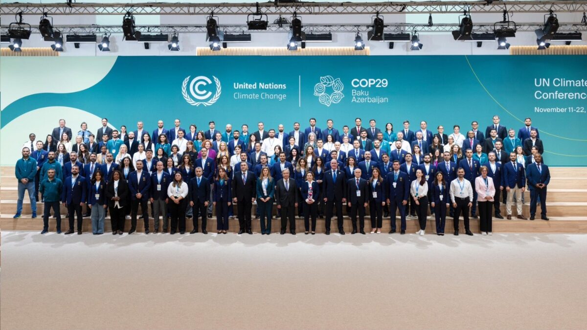 COP29: Τουλάχιστον 300 δισεκατομμύρια δολάρια ετησίως μέχρι το 2035 – Απογοήτευση εκφράζουν οι αναπτυσσόμενες χώρες μετά τη χρηματοδοτική συμφωνία για την αντιμετώπιση της κλιματικής αλλαγής