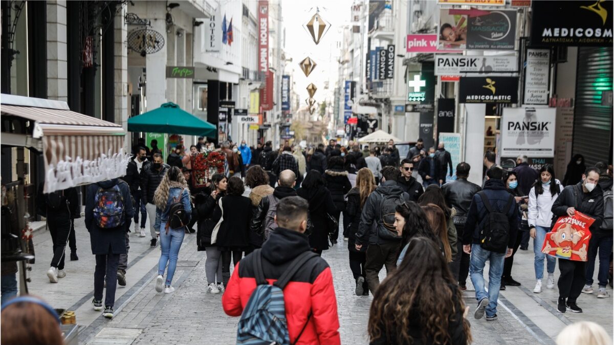 Πότε ξεκινάει το εορταστικό ωράριο των Χριστουγέννων – Οι Κυριακές που θα είναι ανοιχτά τα μαγαζιά