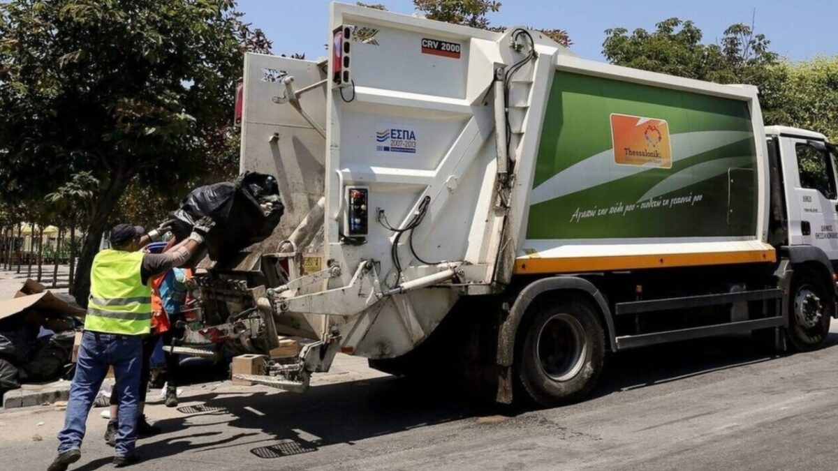 Έκκληση του δήμου Θεσσαλονίκης για αυτοσυγκράτηση στα σκουπίδια – Μαζεύονται κάδοι λόγω των κινητοποιήσεων για τα Τέμπη