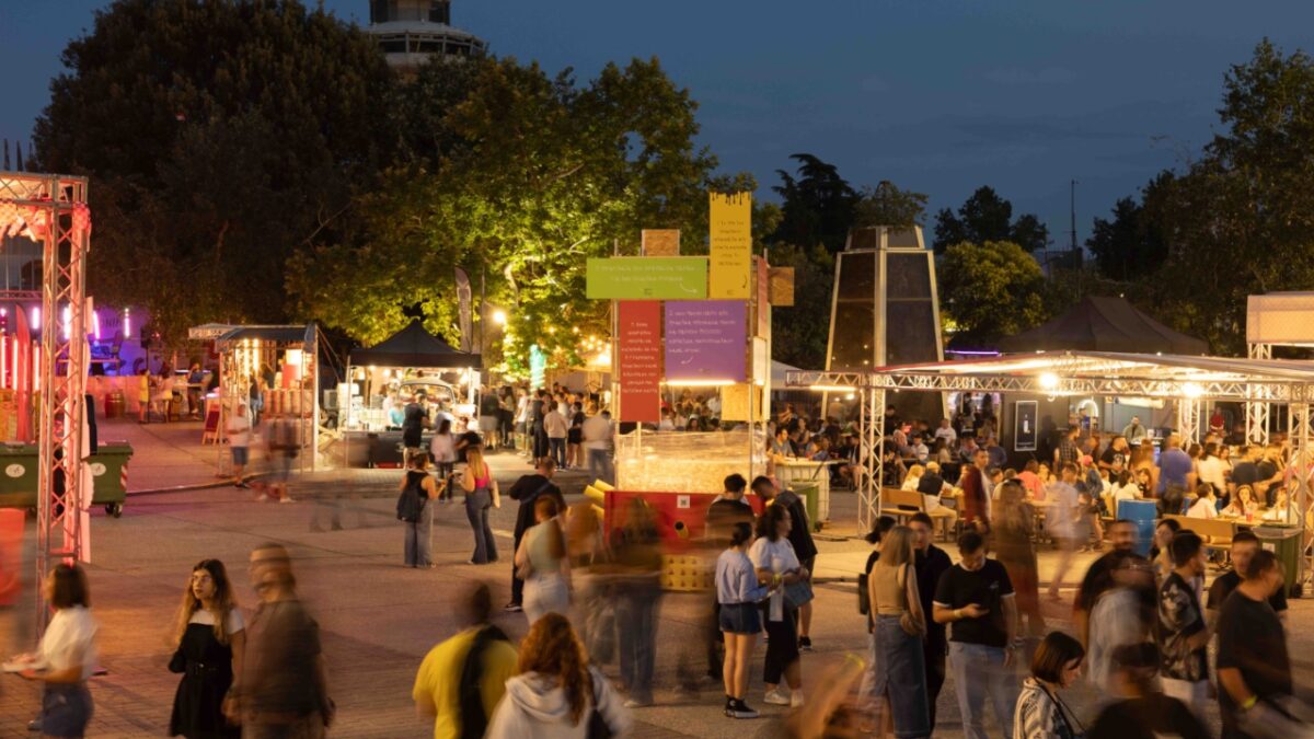 Φεστιβάλ και συναυλίες χωρίς πλαστικά ποτήρια και με κάδους κομποστοποίησης για τα αποφάγια