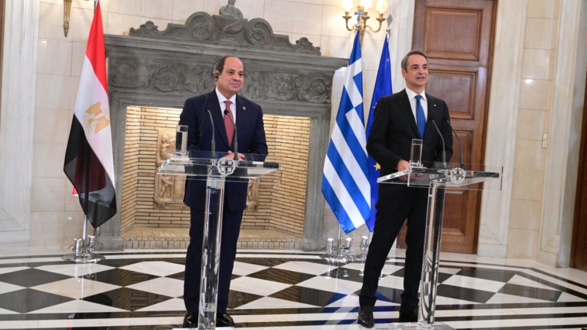 Μητσοτάκης και Αλ Σίσι υπέγραψαν την διακήρυξη για τη στρατηγική εταιρική σχέση Αθήνας και Καΐρου