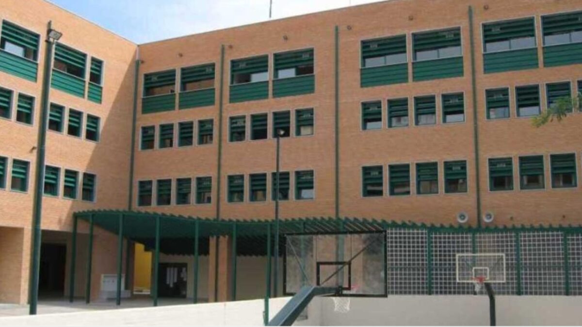 Κρούσμα μηνιγγίτιδας στο 6ο ΕΠΑΛ Αθήνας, σε σοβαρή κατάσταση ο μαθητής – Εκκενώθηκαν και έκλεισαν 4 σχολεία