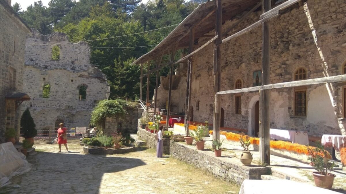 Περιφέρεια Κεντρικής Μακεδονίας: Παρεμβάσεις στις ιστορικές Ιερές Μονές Αγ. Διονυσίου εν Ολύμπω και Αγίας Αναστασίας Φαρμακολύτριας