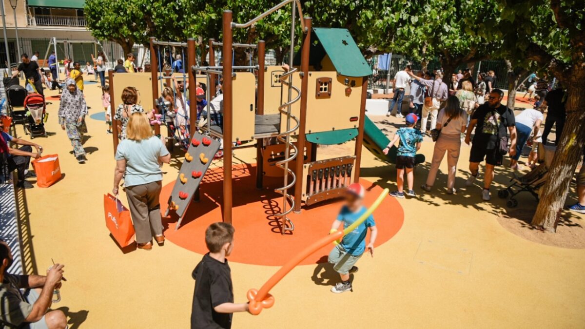 Έτοιμες άλλες δύο παιδικές χαρές στον Δήμο Αθηναίων – Δείτε βίντεο
