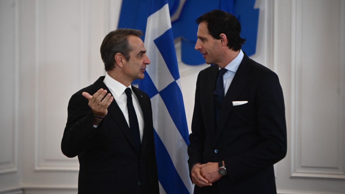 Συνάντηση Μητσοτάκη με τον επίτροπο της ΕΕ για το Κλίμα: Η πράσινη μετάβαση θα γίνει με τρόπο που δεν θα υπονομεύει την ανταγωνιστικότητα