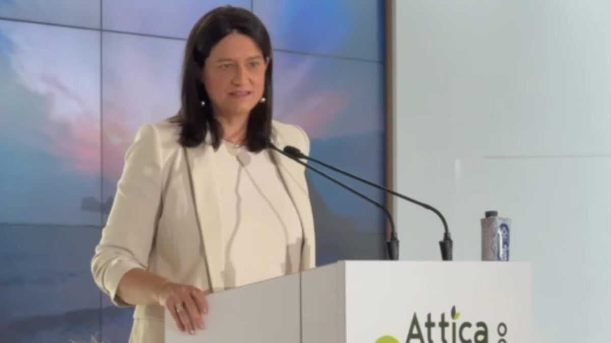 Attica Green Expo: Την υλοποίηση δύο προγραμμάτων για προσλήψεις εργαζομένων «55 και άνω» και ατόμων με αναπηρία στους δήμους, ανακοίνωσε η υπουργός Εργασίας