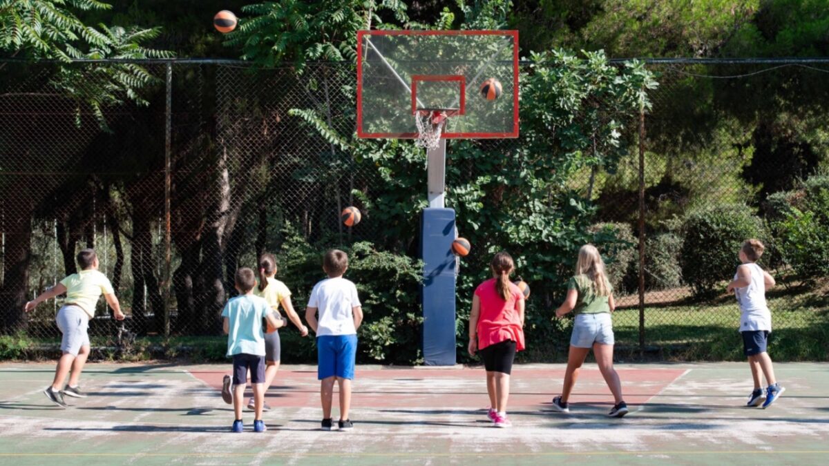 Δούκας για καλοκαιρινά camps του δήμου: «Η Αθήνα αγκαλιάζει όλα τα παιδιά, χωρίς εξαιρέσεις και τους δίνει χώρο και εργαλεία για ένα υπέροχο καλοκαίρι»