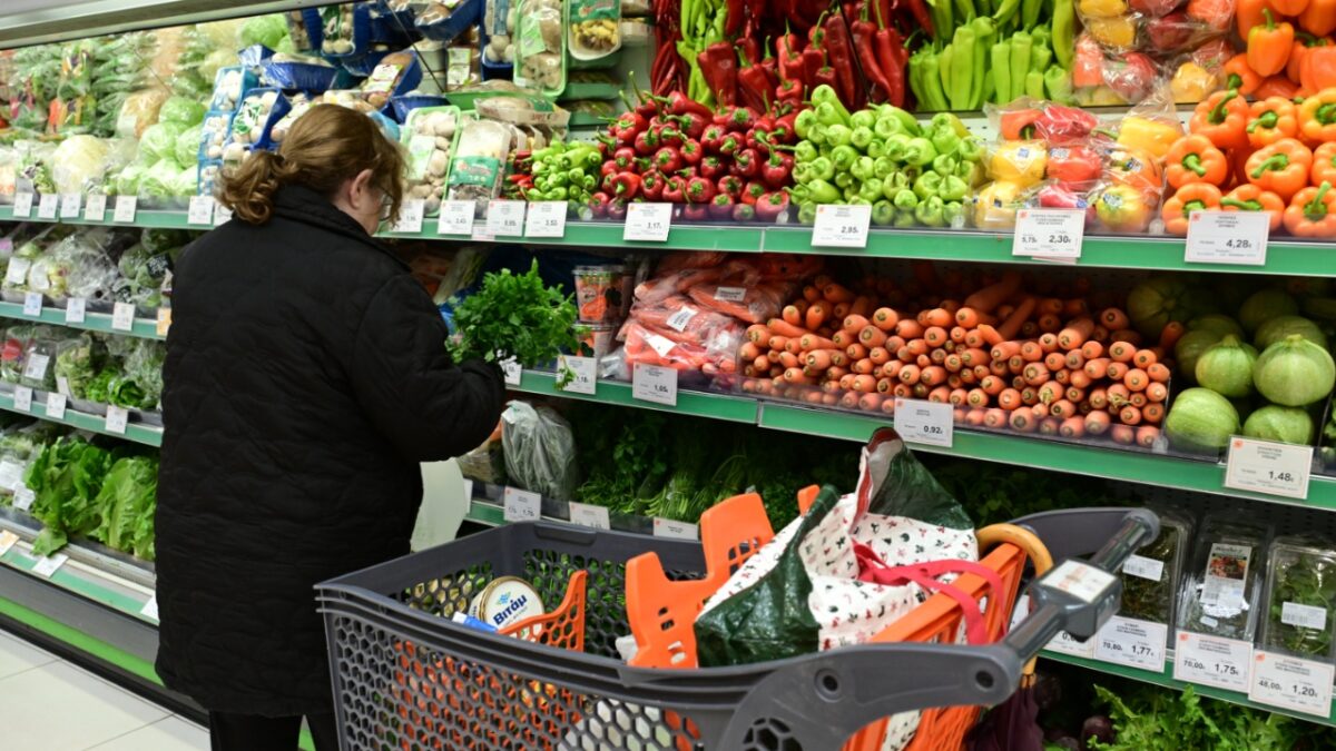 ΙΕΛΚΑ: Συνειδητοποιημένοι στην περιβαλλοντική τους συμπεριφορά οι Έλληνες καταναλωτές