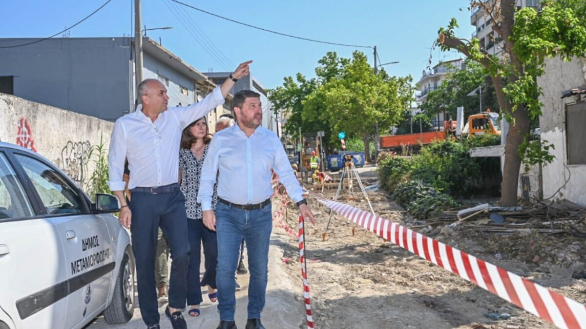 Συνάντηση Χαρδαλιά με τον δήμαρχο Μεταμόρφωσης για τα έργα στην πόλη που έχουν χρηματοδοτηθεί από την περιφέρεια
