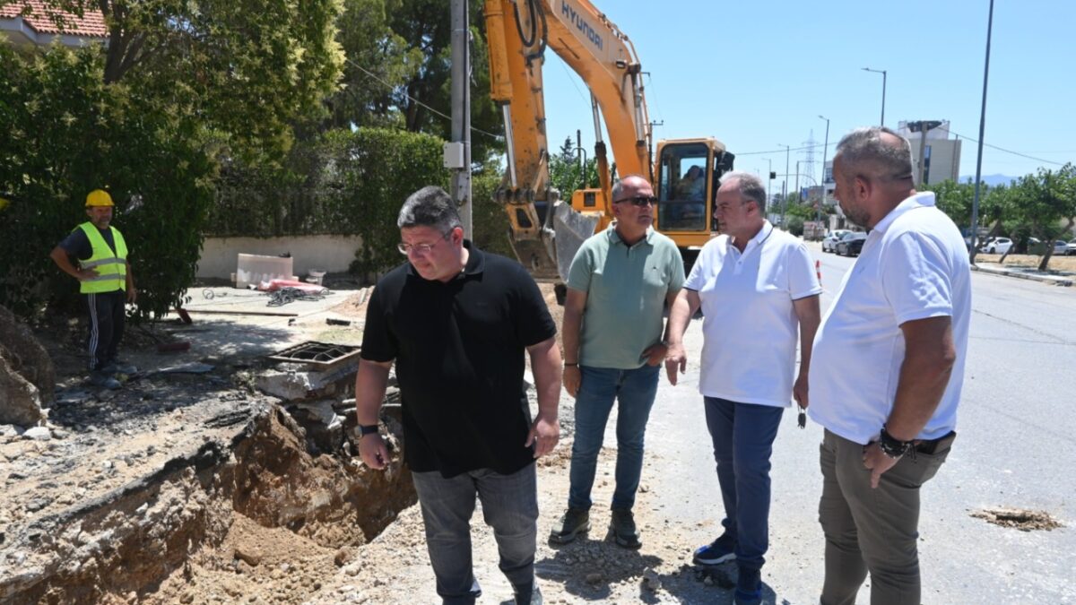 Ξεκίνησαν από τον δήμο Αχαρνών τα έργα ανάπλασης της Λεωφόρου Καραμανλή