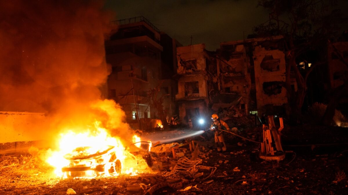 Έβδομη ημέρα σύγκρουσης Ισραήλ-Ιράν: «Ο Χαμενεΐ δεν μπορεί να υπάρχει» λέει ο Κατς – Την εμπλοκή τους στον πόλεμο εξετάζουν ΗΠΑ και Βρετανία