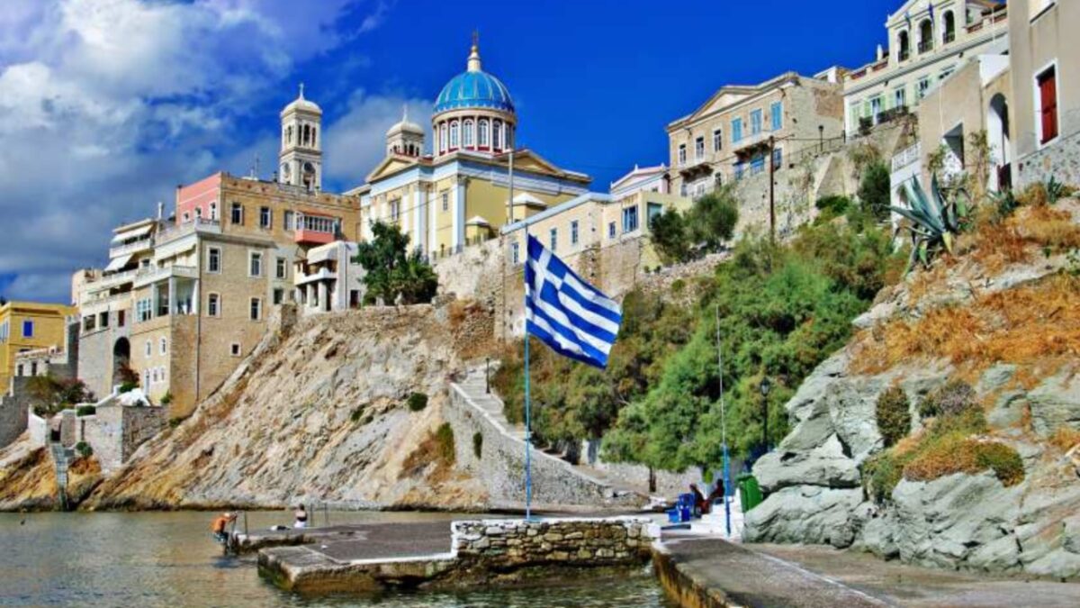 Η Σύρος ανάμεσα στους έξι σημαντικότερους διεθνείς πολιτιστικούς προορισμούς της Ευρώπης για το 2025