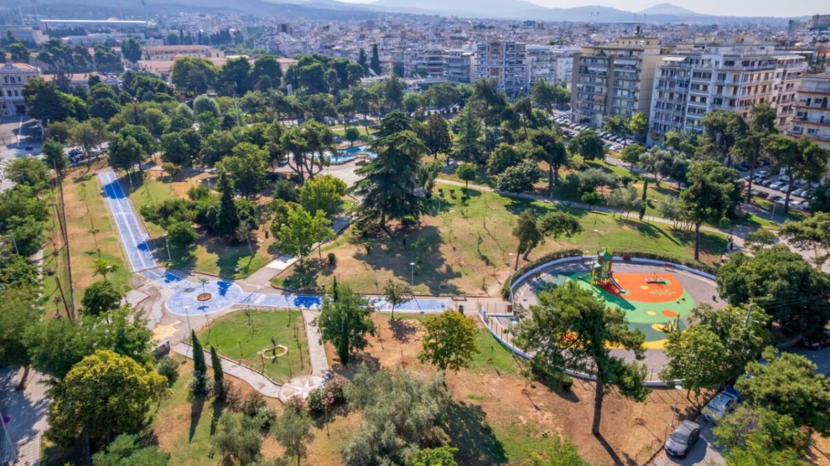 Δήμος Θεσσαλονίκης: Ανάπλαση του πάρκου «Πεδίον του Άρεως» και παράδοση νέας παιδικής χαράς