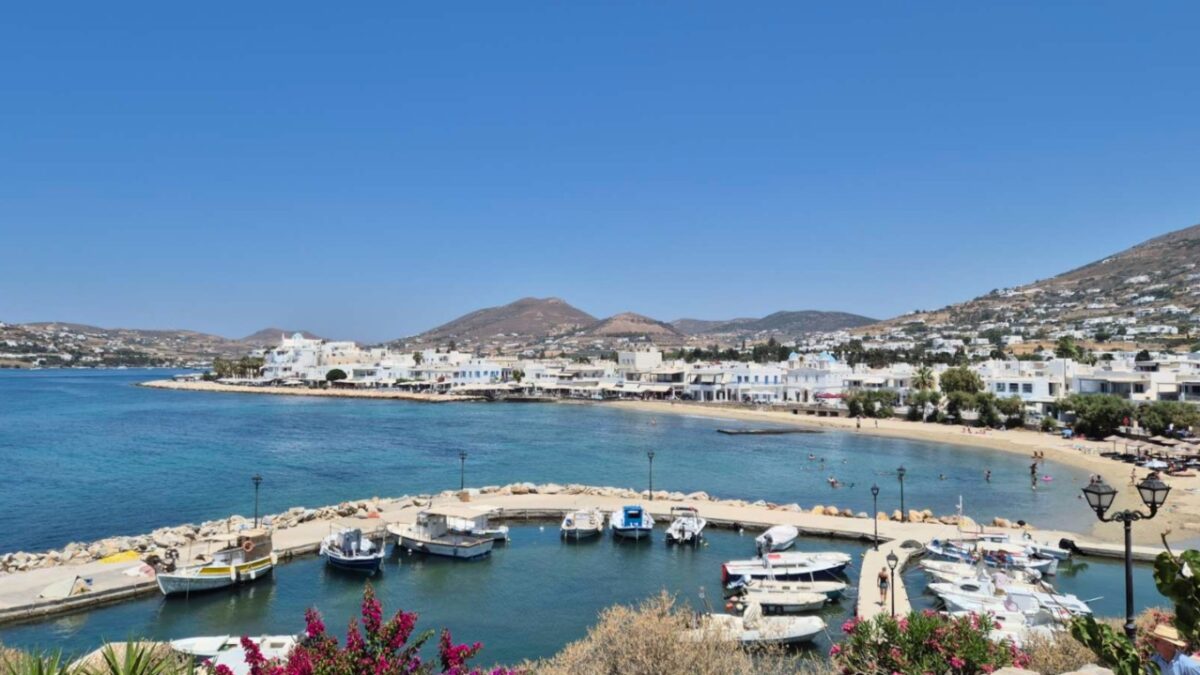 Διάκριση της Πάρου ως το καλύτερο νησί στον κόσμο για το 2025 στα World’s Best Awards