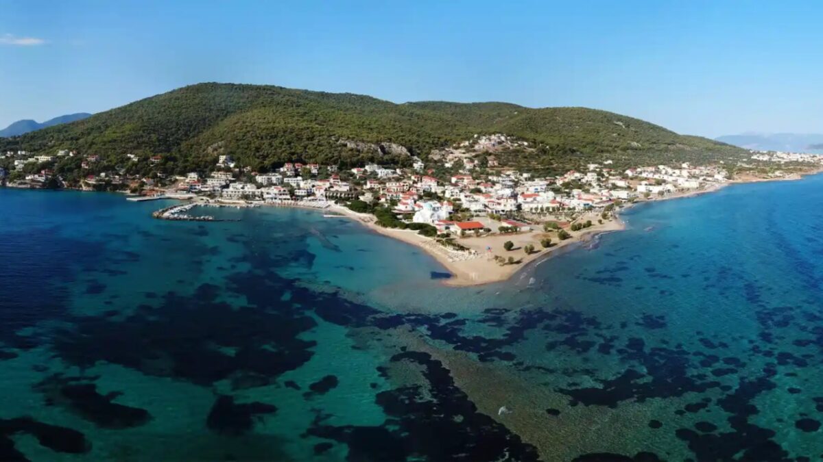 Ο ΕΟΤ προβάλει την Αττική και τα νησιά του Αργοσαρωνικού στο κοινό της Γαλλίας