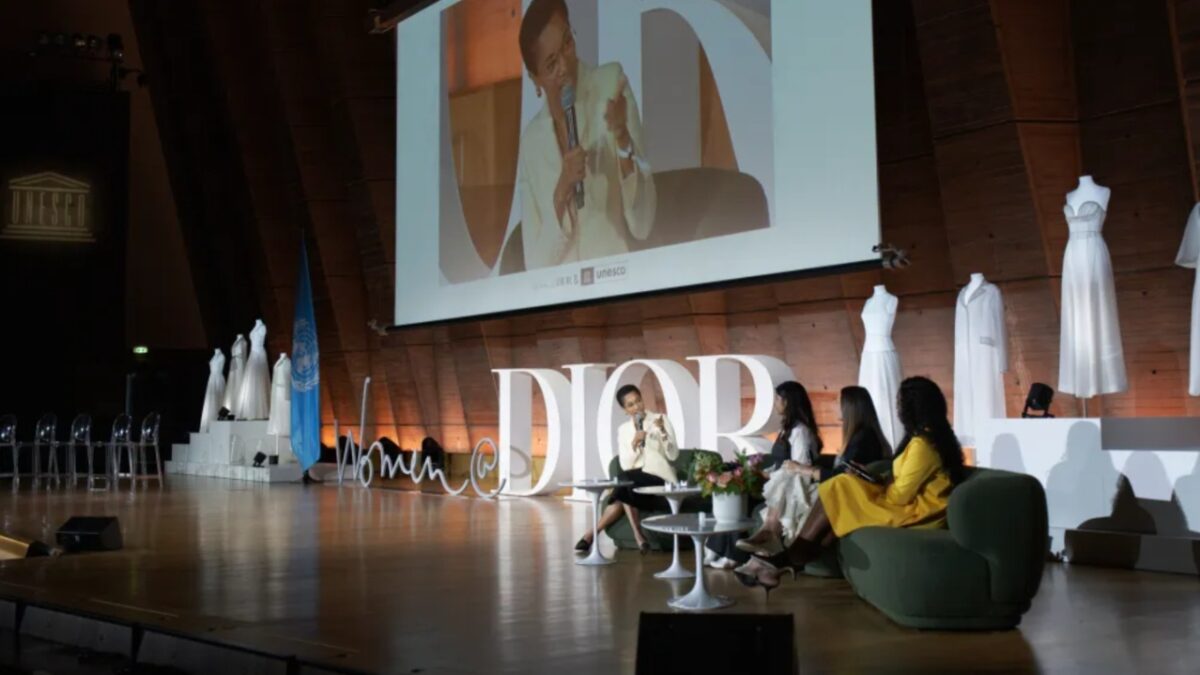 O Dior ανανέωσε τη συνεργασία του με την UNESCO την παροχή εκπαιδευτικών ευκαιριών σε νέες γυναίκες