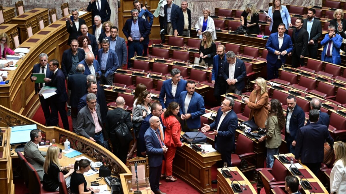 ΟΠΕΚΕΠΕ: Απορρίφθηκαν οι προτάσεις των ΣΥΡΙΖΑ – Νέα Αριστερά και ΠΑΣΟΚ για προκαταρτική επιτροπή κατά των Βορίδη και Αυγενάκη 