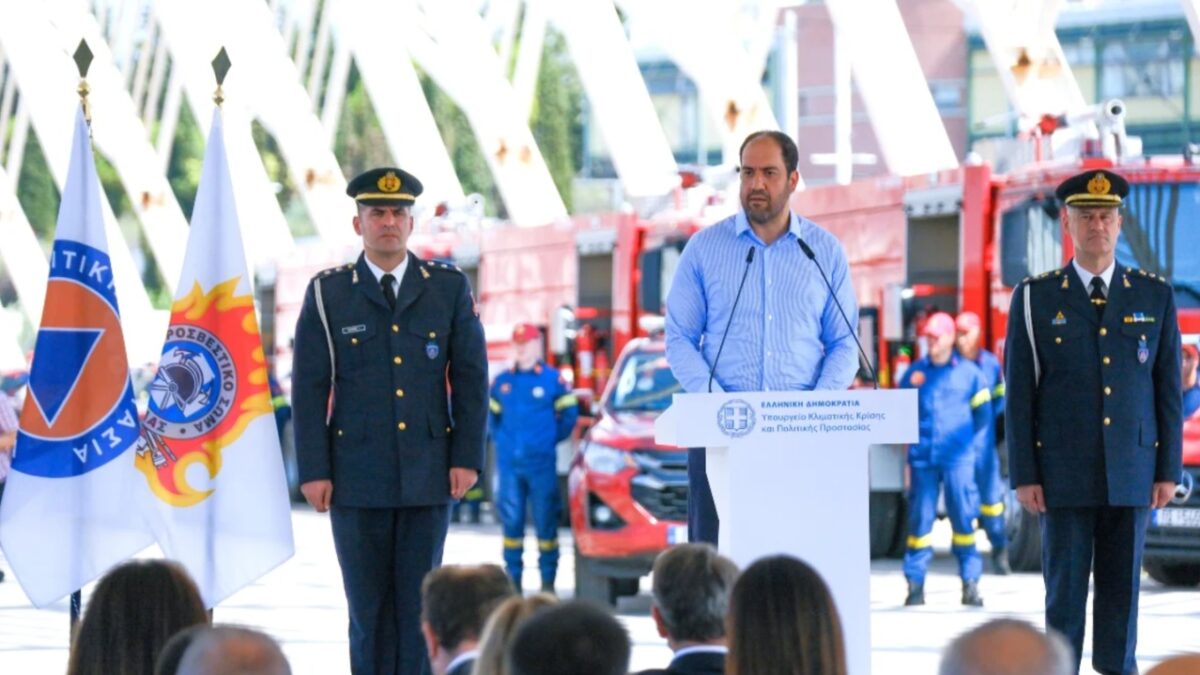Με 59 νέα πυροσβεστικά οχήματα ενισχύεται η Περιφέρεια Αττικής στο πλαίσιο του προγράμματος ΑΙΓΙΣ