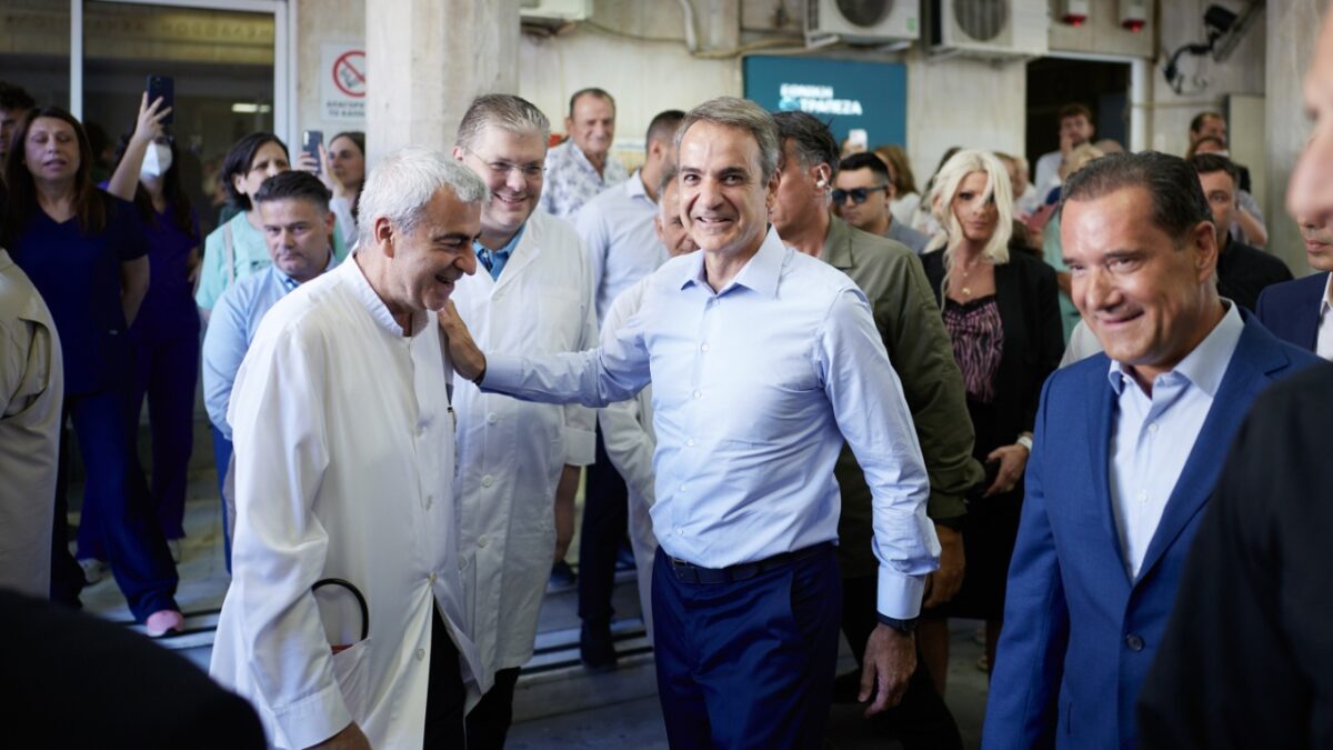 Το Ιπποκράτειο επισκέφθηκε ο Μητσοτάκης – Επιθεώρησε τα έργα ανακαίνισης στα Επείγοντα