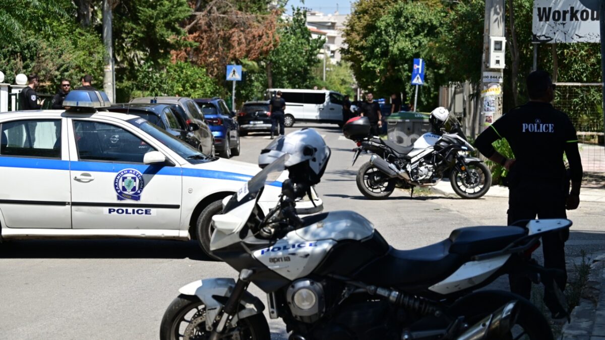 Άγριο έγκλημα 47χρονης στο Χαλάνδρι, με πολλαπλά τραύματα από μαχαίρι – Συνελήφθη 28χρονος