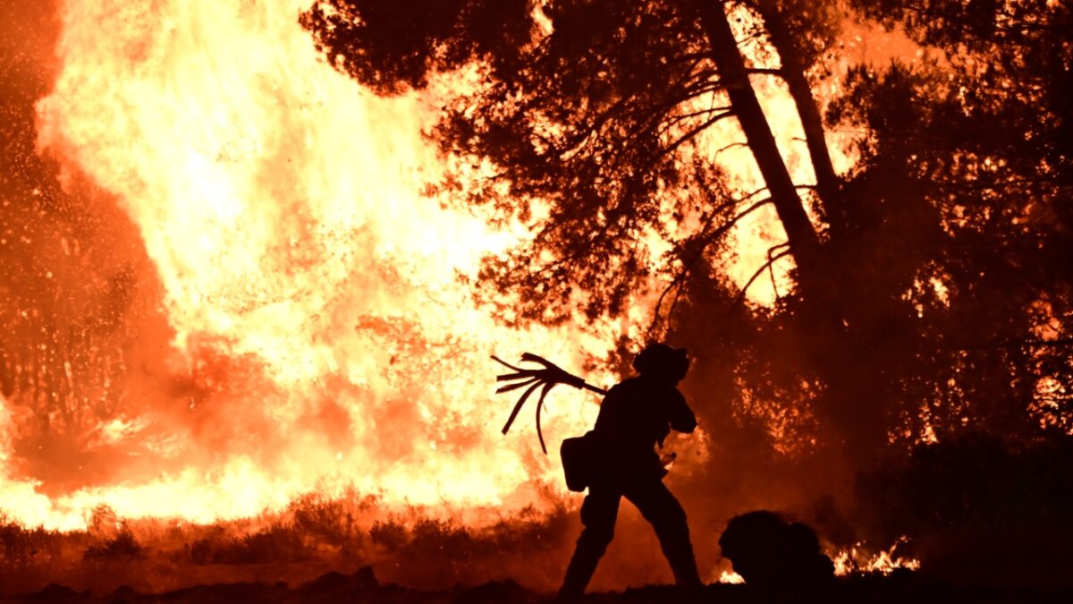 Δασική πυρκαγιά στη Πορτογαλία έχει καταστρέψει έκταση ρεκόρ 640.000 στρεμμάτων