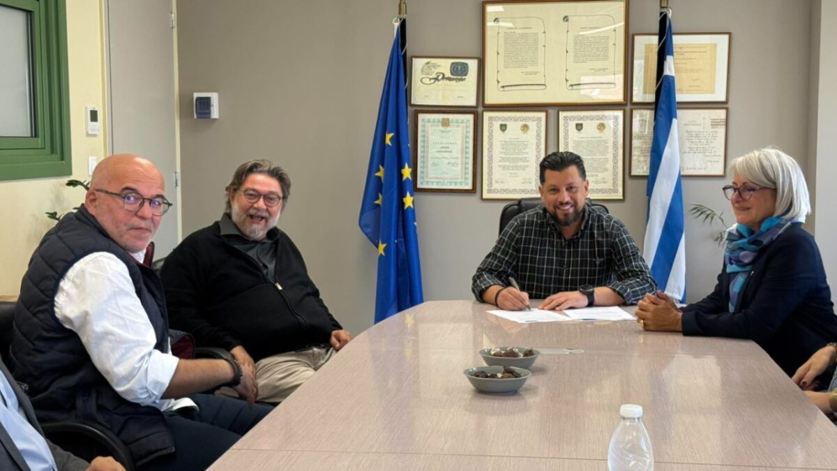 Μνημόνιο Συνεργασίας του Δήμου Ηλιούπολης με τα Παιδικά Χωριά SOS