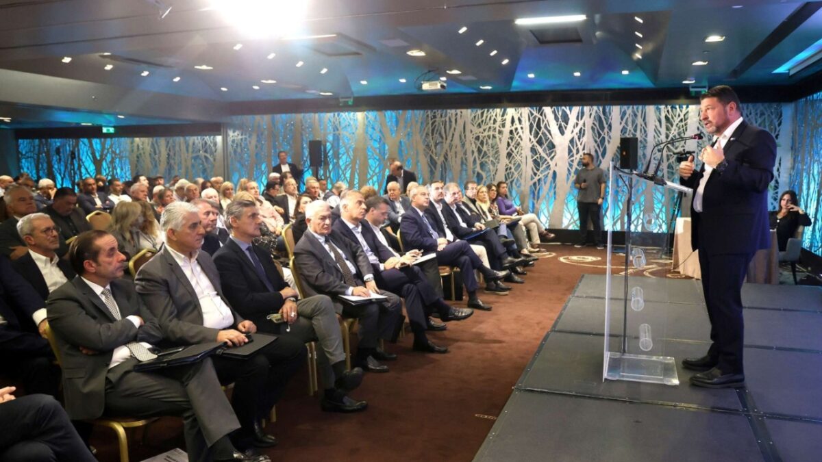 Χαρδαλιάς στην ετήσια Γενική Συνέλευση της ΠΕΔΑ: «Η αυτοδιοίκηση κερδίζει όταν λειτουργεί ενωμένα, με ξεκάθαρες αρμοδιότητες και κοινό σχέδιο για τους πολίτες