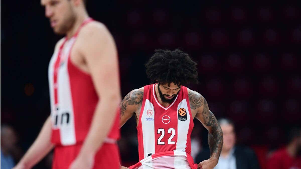 Euroleague: Ο Ολυμπιακός έμεινε από δυνάμεις και γνώρισε την 2η του ήττα, 78-82 η Εφές στο ΣΕΦ