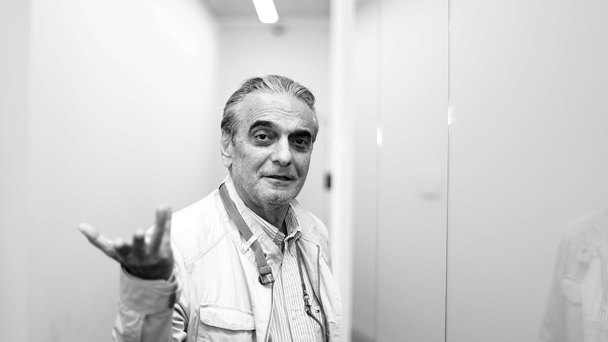 Πέθανε ο Ιρανός ηθοποιός Χομαγιούν Ερσάντι, πρωταγωνιστής της ταινίας “Η γεύση του κερασιού”