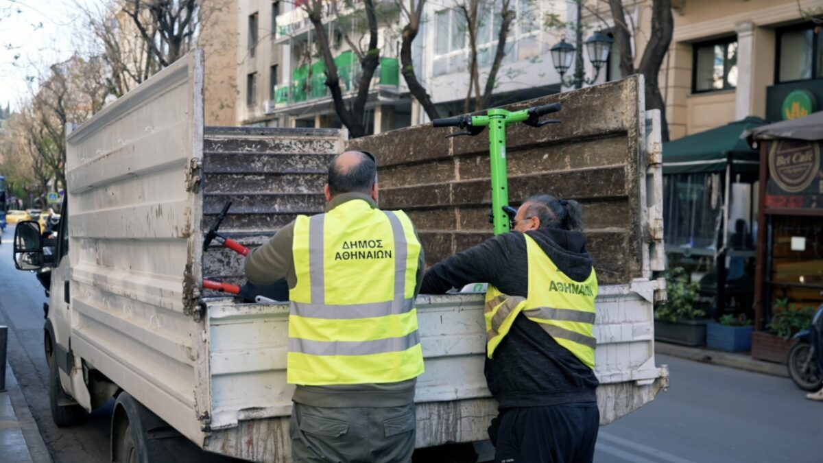 Νέα κόντρα Μπακογιάννη-Δούκα για τα πατίνια στην Αθήνα: «Κάντο όπως η Θεσσαλονίκη», λέει η Αθήνα Ψηλά – Τι απαντά ο Δήμος