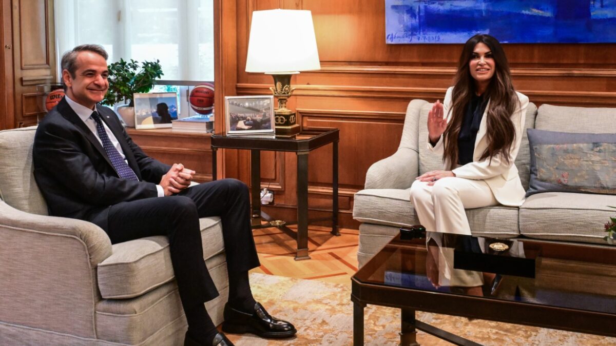 Μητσοτάκης: Οι σχέσεις μας είναι σε ιστορικά υψηλά – Γκιλφόιλ: Θα πάμε σε νέα ύψη τη στρατηγική συνεργασία μας